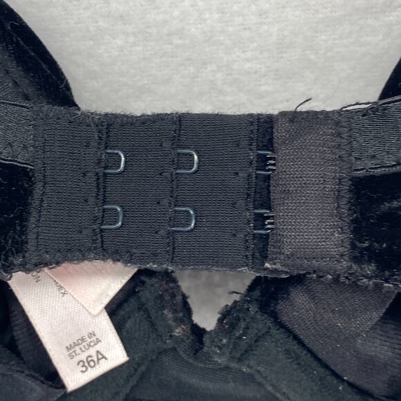 VICTORIAS SECRET Bra 36A Velvet Underwired Push Up Padded Adjustable Strap Black - Picture 7 of 10